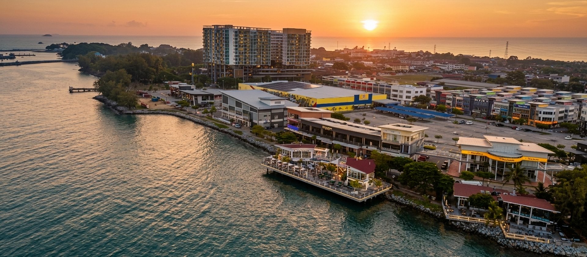 PD Waterfront township facing the Straits of Malacca
